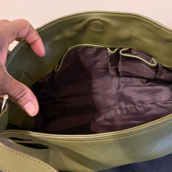 Kenneth Cole Satchel With Shoulder Strap Leather Purse - Accent Buckle - Picture 3 of 3